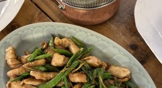 Chicken & Sugar Snap Stir Fry