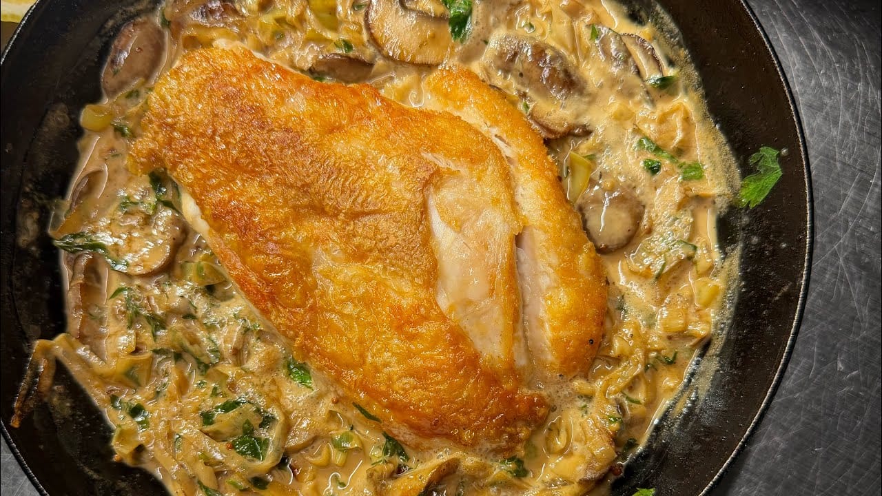 One Pot Chicken with Mushrooms & Leeks