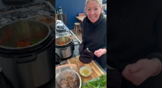 Chicken stock (and schmaltz)