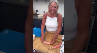 Salmon medallions – a cheffy dinner party trick