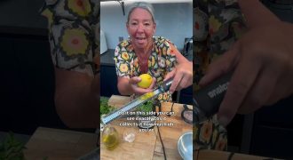 Add citrus without discolouring green veg