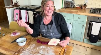 How to roll out gnocchi