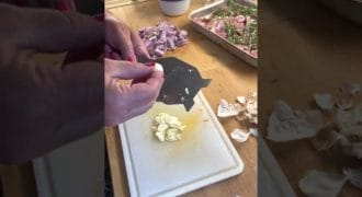 Thinly sliced garlic with a truffle slicer